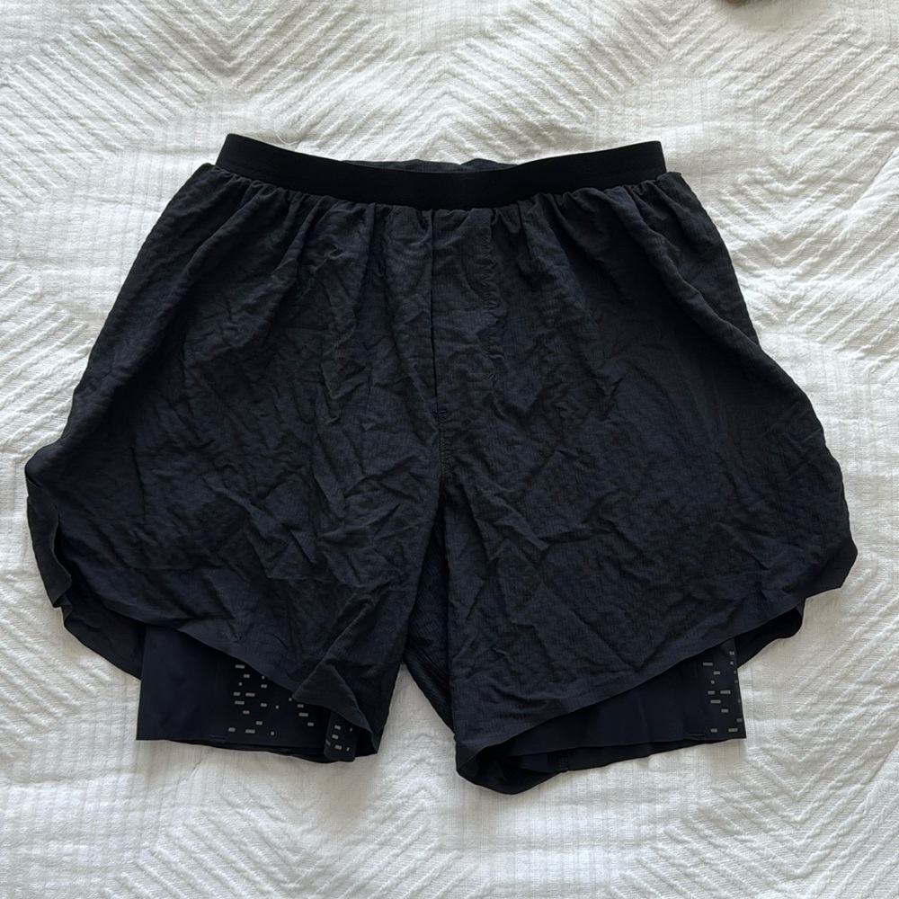 Lululemon Running short with Boxer liner Size S, NWT